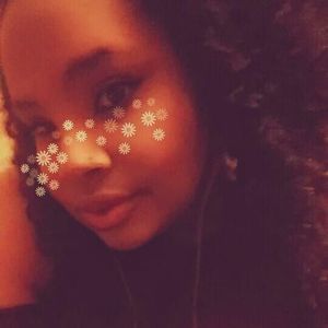 Meet your Posher, Lynette